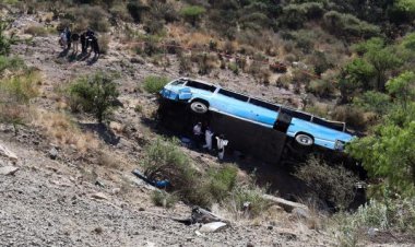Meksika'da göçmen otobüsü uçuruma yuvarlandı: 6 ölü