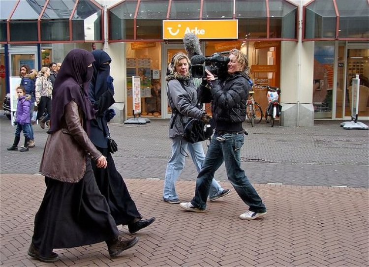 Hollanda'da din temelli ayrımcılık en çok Müslümanlara yapıldı