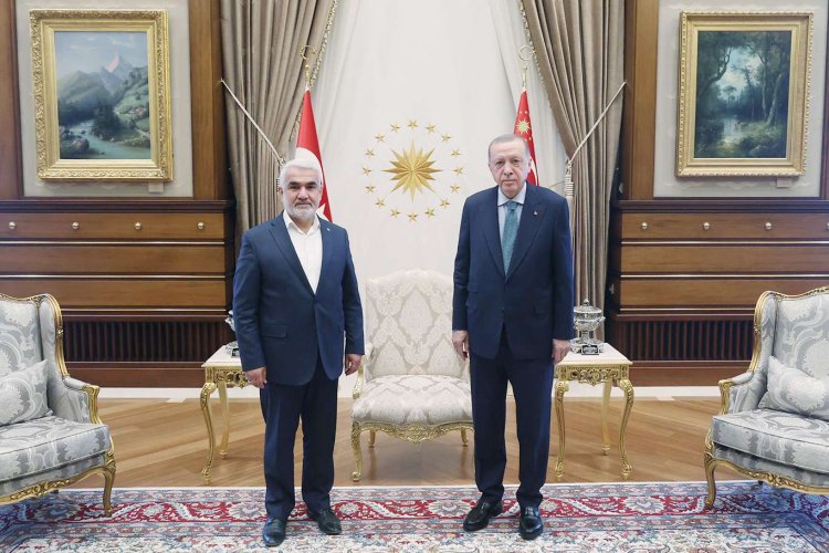 Cumhurbaşkanı Erdoğan ile HÜDA PAR Genel Başkanı Yapıcıoğlu görüştü