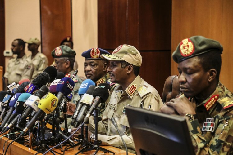 Sudan'da 7 aydır süren OHAL kaldırıldı