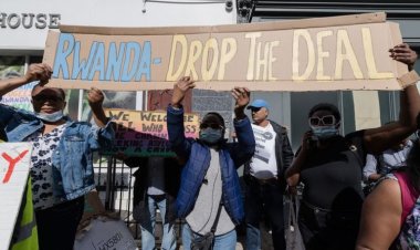AİHM, İngiltere'nin sığınmacıları Ruanda'ya göndereceği uçuşu durdurdu