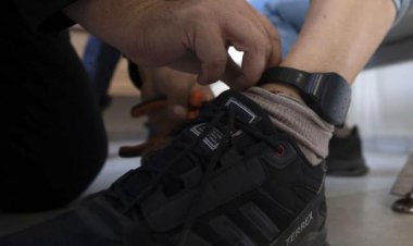 İngiltere sığınmacılara elektronik kelepçe takacak