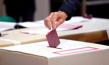 İtalya'da kısmi yerel seçimlerin ikinci turunda merkez solun adayları kazandı