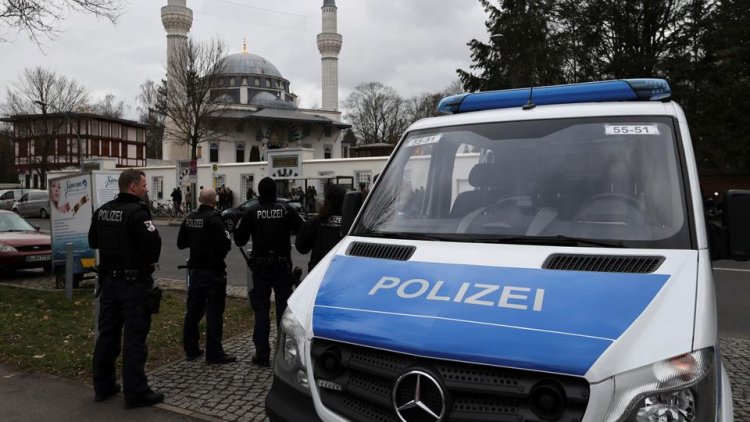 Almanya'da camilere tehdit mektupları gönderilmeye devam ediliyor