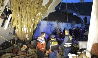 Peru'da toprak kayması: Onlarca ev toprak altında kaldı