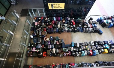 Schiphol'de yolculara ulaştırılmayı bekleyen bagaj sayısı 16 bine ulaştı