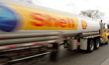 Yaptırımlara rağmen Rusya'dan 'indirimli petrol' almıştı: Shell kârını katladı