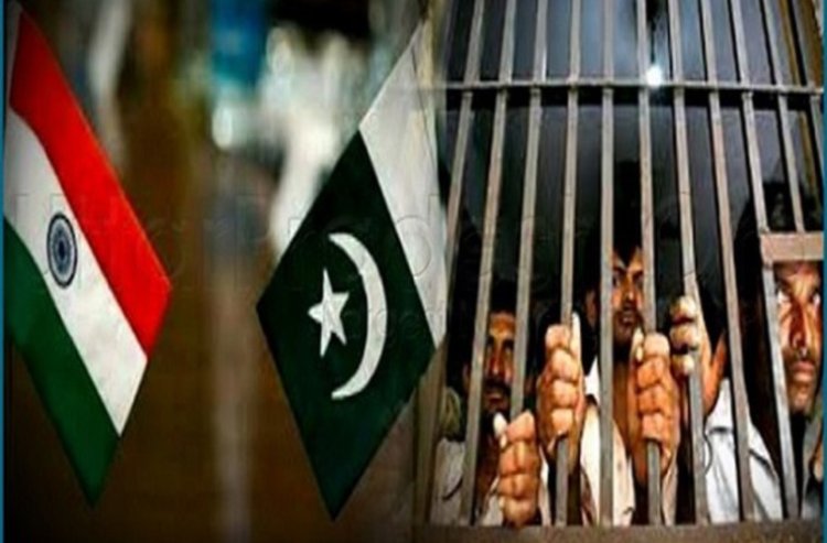 Pakistan ve Hindistan, mahkum listelerini birbirleriyle paylaştı