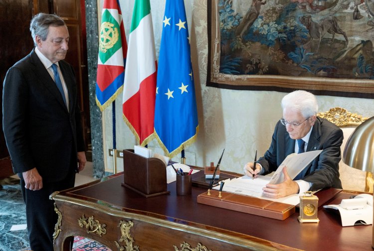 İtalya:Cumhurbaşkanı parlamentoyu feshetti, erken seçim kararı aldı