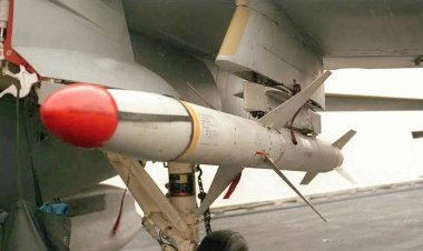 Ukrayna savaşını körükleyen ABD: Anti-radar füzeleri gönderdiğini kabul etti