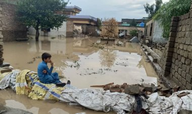 Afganistan'daki sellerde en az 90 kişi hayatını kaybetti