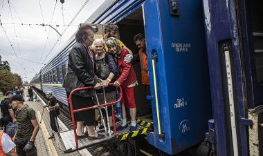 Ukrayna'da çatışma bölgelerindeki sivillerin tahliyesi devam ediyor