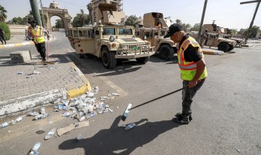Normal hayata dönen Bağdat'ta gösterilerin bilançosu: 30 ölü, 700 yaralı