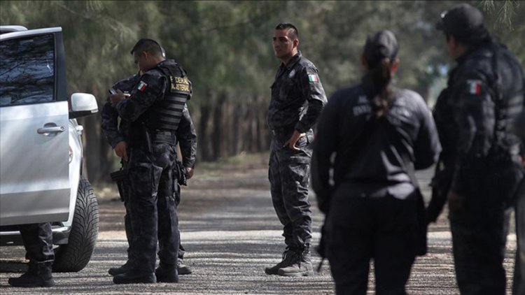 Meksika'da çete operasyonu: 4'ü polis, 13 kişi öldü