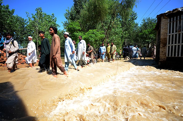 Pakistan'da muson yağmurları nedeniyle ölenlerin sayısı 1136’ya çıktı