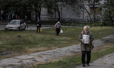 Ukrayna'nın Harkiv şehrinde halk, savaşın gölgesinde hayata tutunmaya çalışıyor