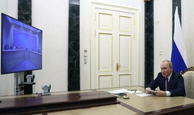 Putin: Batı, BDT alanında yeni senaryolar üzerinde çalışıyor