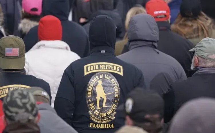 ABD'de Aşırı Sağcı Oath Keepers'ın sızan üyelik listesi polis ve politikacıları içeriyor