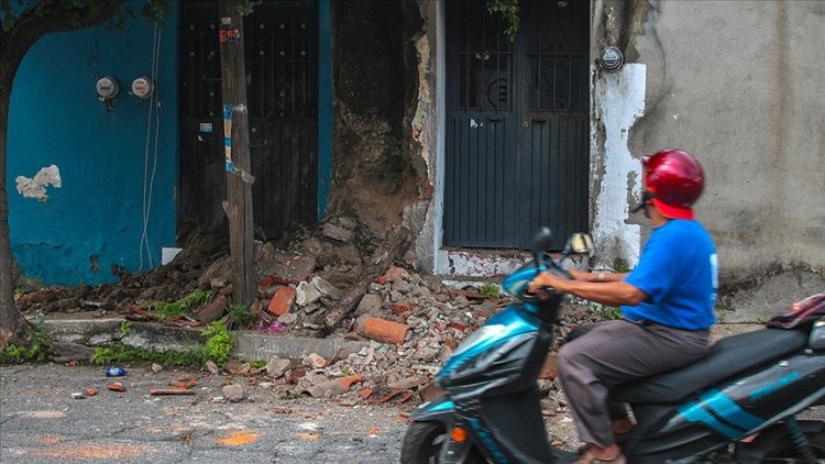 Meksika'da 6,8 büyüklüğünde deprem