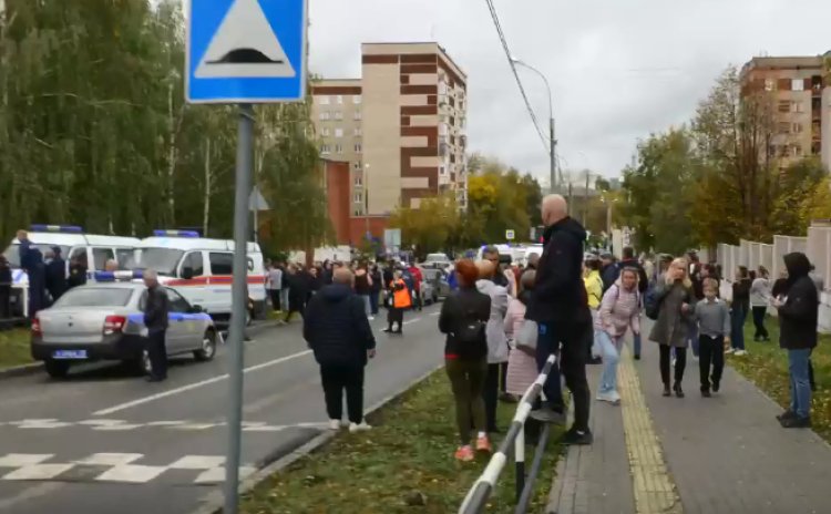 Rusya'nın İjevsk kentinde okula düzenlenen silahlı saldırıda 9 kişi öldü