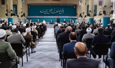 İran İslam Cumhuriyeti dini lideri Ayetullah Hamaney, İslam Birliği Konferansı'na katılanları kabul etti