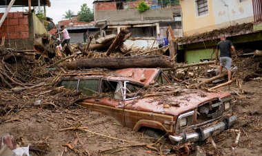 Venezuela'da şiddetli yağışların neden olduğu heyelanda ölenlerin sayısı 50'ye çıktı