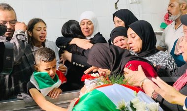 İşgalci İsrail askerlerinin şehid ettiği Filistinli çocuk son yolculuğuna uğurlandı