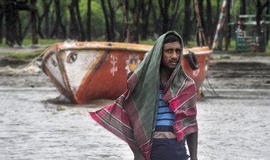 Bangladeş'te yüz binlerce kişi Sitrang Kasırgası nedeniyle tahliye edilecek