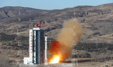 Çin "Şiyan-20C" uydusunu uzaya fırlattı