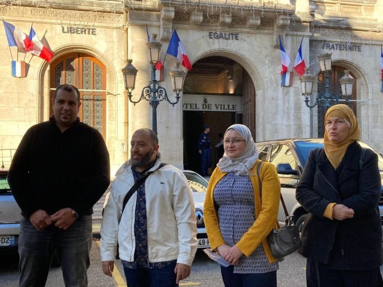 Fransa’da Müslüman okulu yönetimi, ayrımcılık yapan vali hakkında suç duyurusunda bulundu