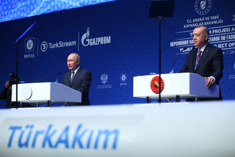 Putin: Türkiye doğal gaz arzında ana rota haline gelebilir