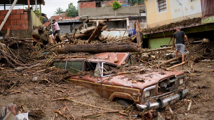 Venezuela'da şiddetli yağışların neden olduğu heyelanda ölenlerin sayısı 50'ye çıktı