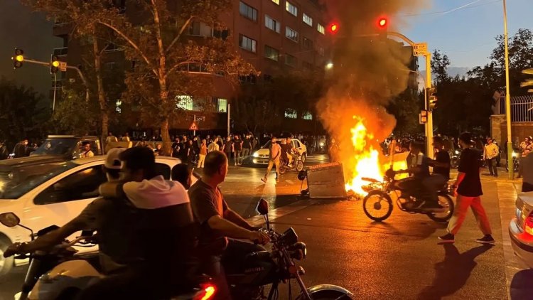 İran’da protestolara katılan 14 yabancı uyruklu tutuklandı