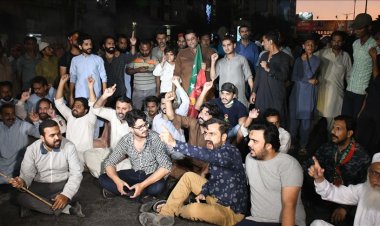 Pakistan'da İmran Han’ın saldırıya uğramasının ardından protestolar başladı