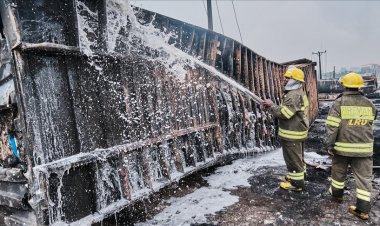 Nijerya'da akaryakıt tankerinin patlaması sonucu 11 kişi öldü