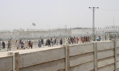 Pakistan-Afganistan arasındaki Çaman sınır kapısı geçici olarak kapatıldı