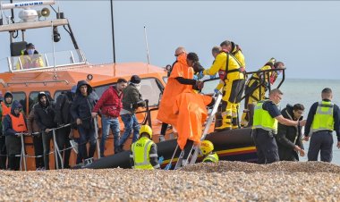 Fransa ile İngiltere, Manş Denizi'nde "yasa dışı göçle ortak mücadele" için anlaştı