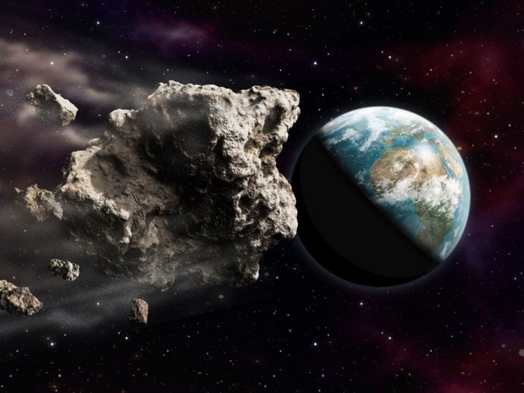 'Gezegen katili' asteroid Dünya'yı tehdit ediyor