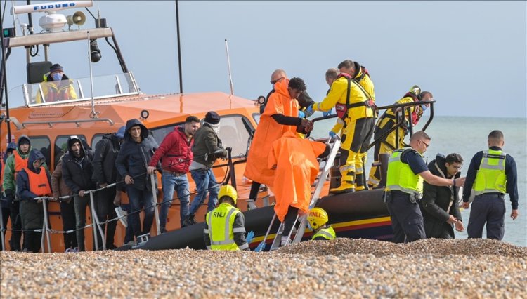 Fransa ile İngiltere, Manş Denizi'nde "yasa dışı göçle ortak mücadele" için anlaştı