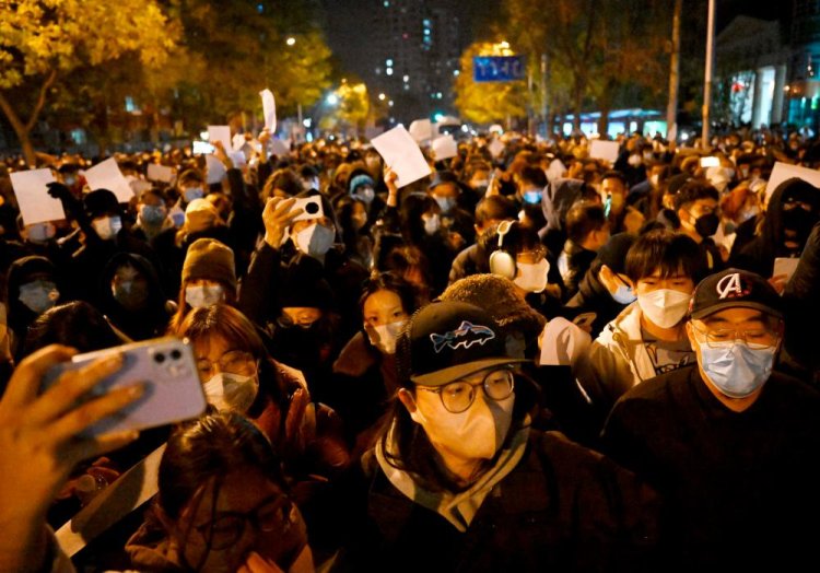 Protestoların yaşandığı Çin'de üniversiteler, öğrencileri yarıyıl bitmeden eve yolluyor