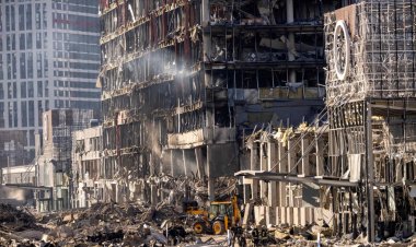 Ukrayna: Savaş ülkenin altyapısına 700 milyar dolardan fazla zarar verdi