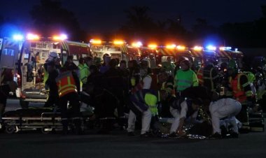 Fransa'da bir apartmanda çıkan yangında 5'i çocuk 10 kişi öldü