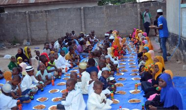 Avrupa Yetim Eli, Burundi ve Tanzanya'da yüzlerce insana yardım ulaştırdı