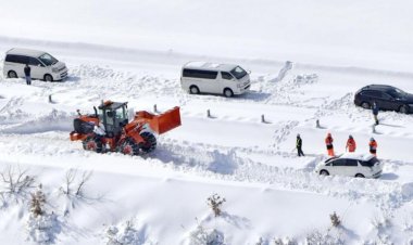 Japonya'da yoğun kar yağışları nedeniyle 8 kişi hayatını kaybetti