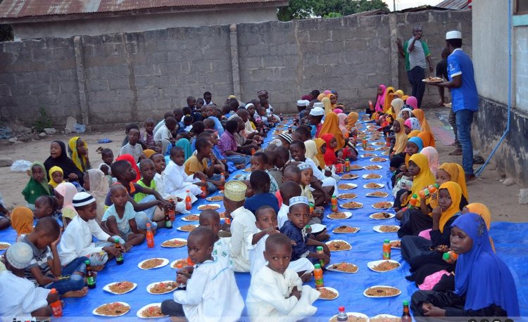 Avrupa Yetim Eli, Burundi ve Tanzanya'da yüzlerce insana yardım ulaştırdı