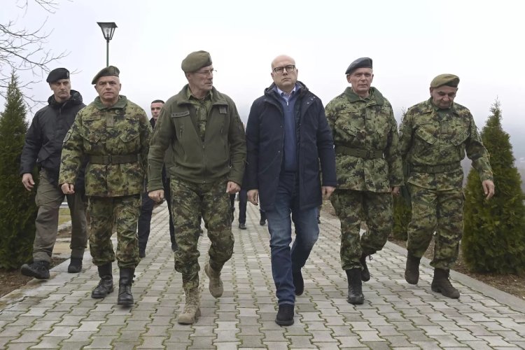Sırbistan Genelkurmay Başkanı, Kosova sınırında