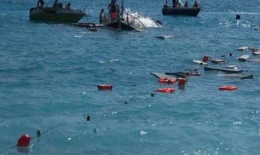 Tunus açıklarında batan tekneden 108 düzensiz göçmen kurtarıldı