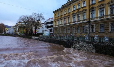 Bosna Hersek ve Sırbistan'da şiddetli yağışlar sele neden oldu