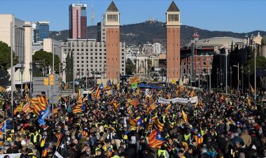 Katalanlar, İspanya-Fransa hükümetler arası zirveyi protesto etti