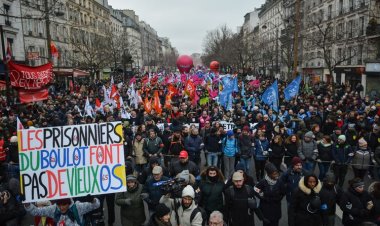 Fransa'da grev dalgası yayılıyor